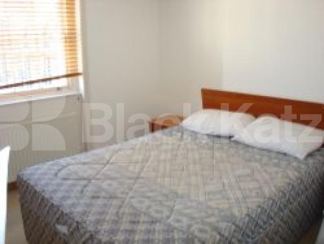 			New Instruciton, 1 Bedroom, 1 bath, 1 reception Flat			 Southwick Street, HYDE PARK W2